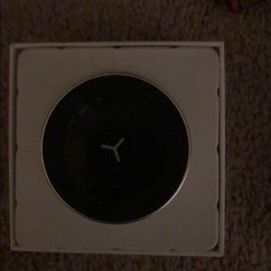 QI Wireless Charger with mount for car